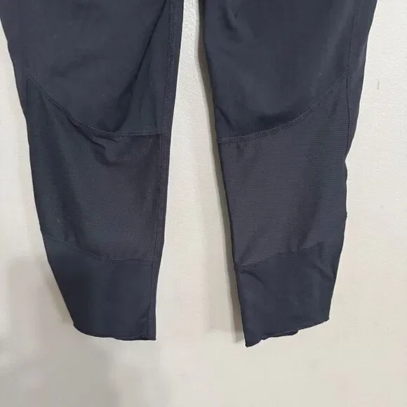 Athleta Acceleration 2in1 Women's Black Skirted Capri Leggings size small - Picture 7 of 8